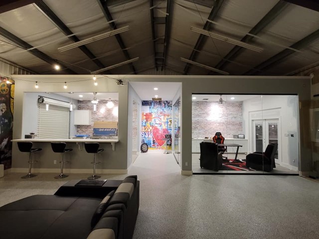 Useable Living Space Photo 3